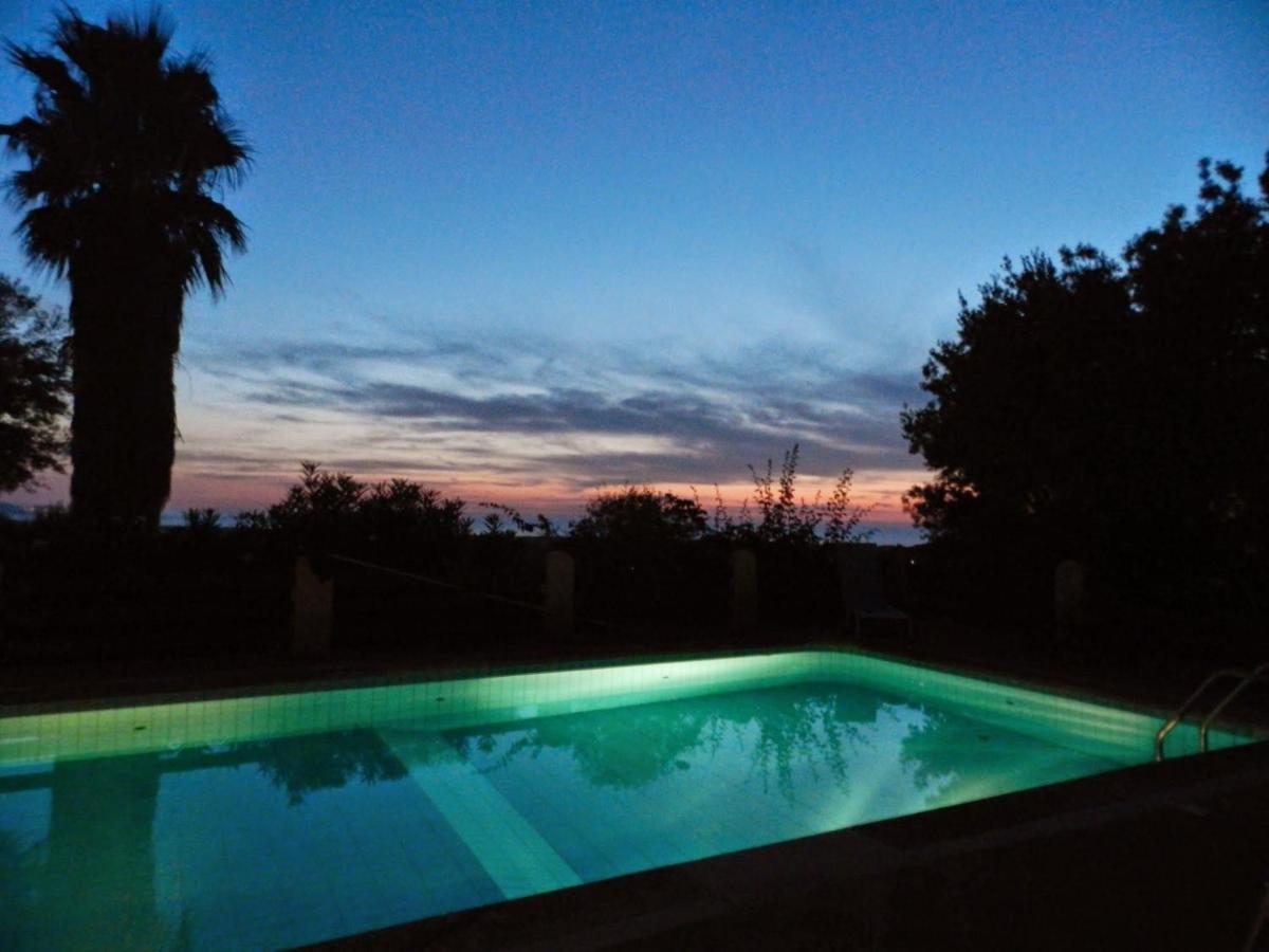 Villa Bouganville By Interhome Badesi Bagian luar foto
